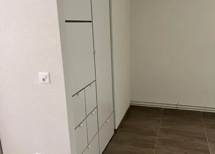 Hop Zanzibar ベルモン＝シュル＝ローザンヌ